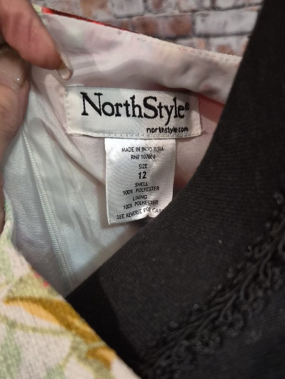 NorthStyle Multicolor Floral V-Neck Dress - Picture 2 of 10